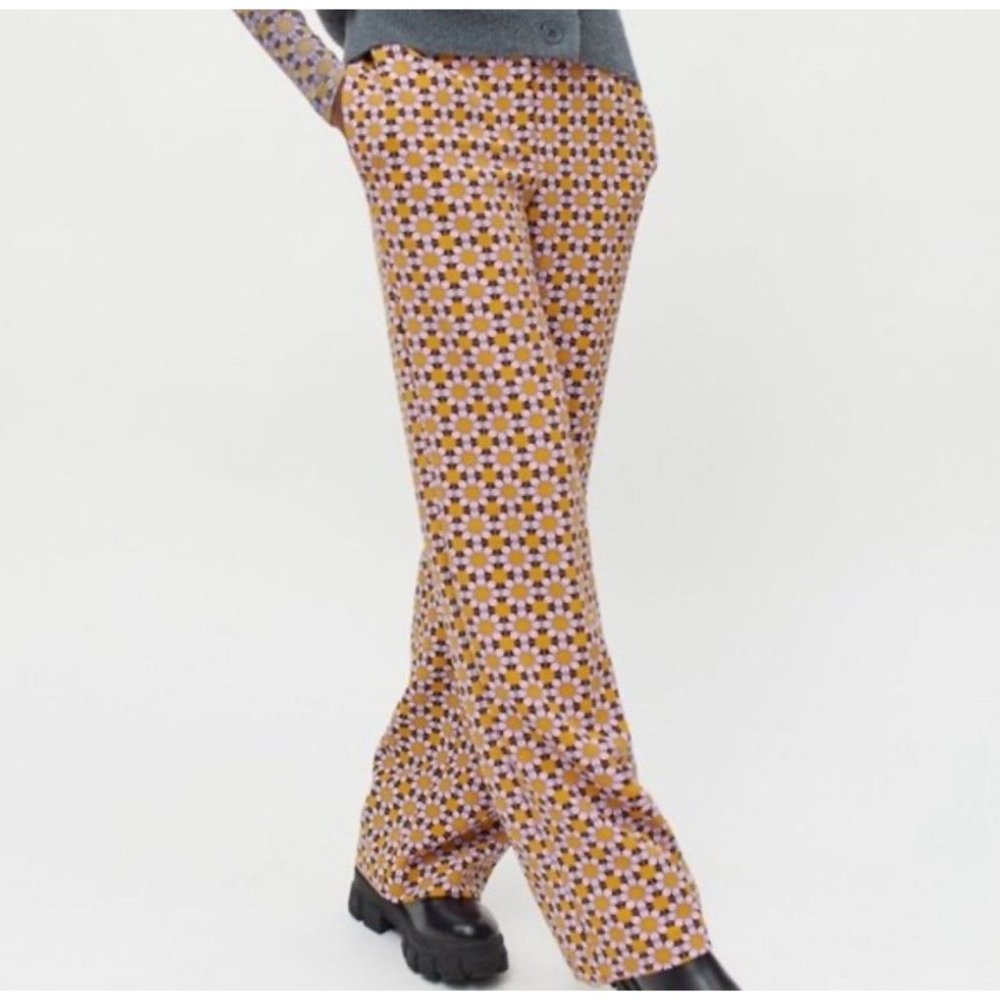 Urban Outfitters Colette Trouser Pants In Yellow Violet Print Sz XS NWT